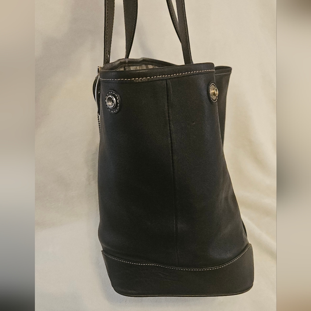 Coach Blk Leather Tote/Satchel Large Great overnight Bag. #9582 - Picture 6 of 13